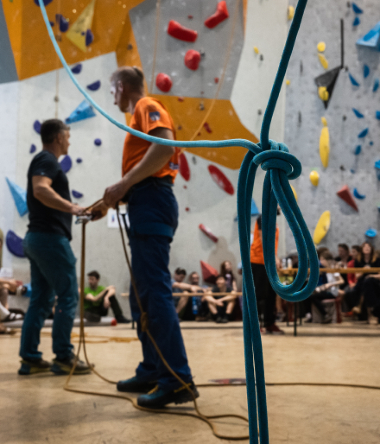 Foto k článku Lezecké závody s lanem